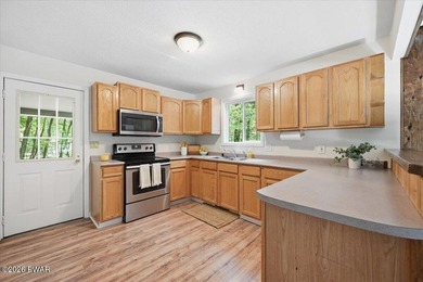 Beautifully maintained, thoughtfully updated, and truly move-in - photo 29