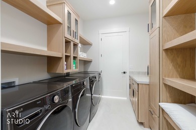 This is a true legacy property! A rare property uniquely - photo 31