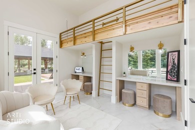 This is a true legacy property! A rare property uniquely - photo 32