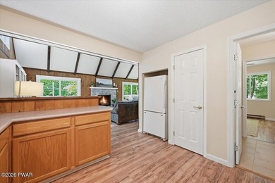Beautifully maintained, thoughtfully updated, and truly move-in - photo 33