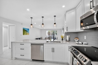 * BLDG is FHA APPROVED. Beautifully renovated 2nd-floor corner - photo 4