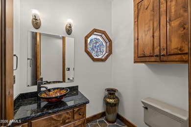 3460 S Del Aire CT, Flagstaff, AZ 86005. Luxury estate tucked - photo 37
