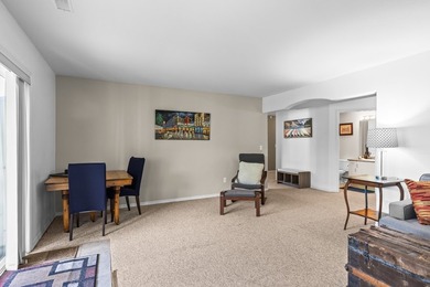 Welcome to this inviting half-duplex in a beautiful neighborhood - photo 39