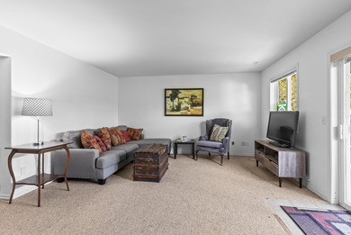 Welcome to this inviting half-duplex in a beautiful neighborhood - photo 40