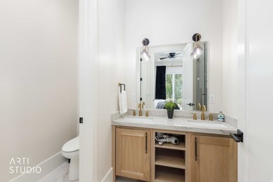 This is a true legacy property! A rare property uniquely - photo 42