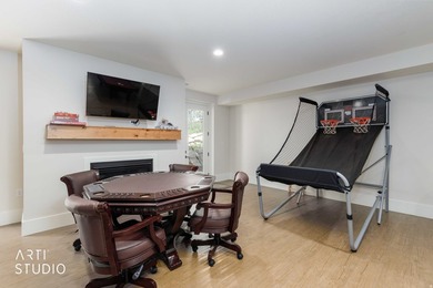 This is a true legacy property! A rare property uniquely - photo 45