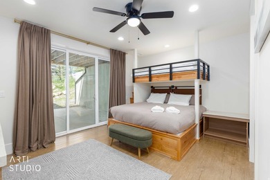 This is a true legacy property! A rare property uniquely - photo 49