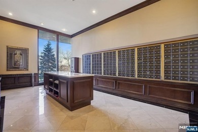 Stunning 1-Bedroom Co-op with Hudson River & GWB Views Welcome - photo 4