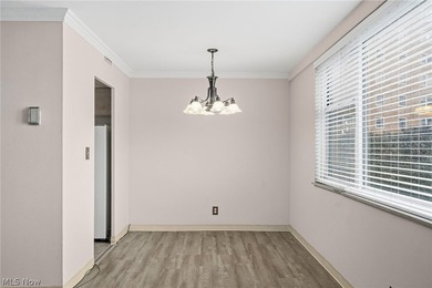 Welcome to The Lake House, Lakewood's premier Gold Coast - photo 10