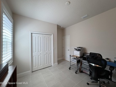 Beautifully maintained 2024 waterfront home in desirable Pangea - photo 29