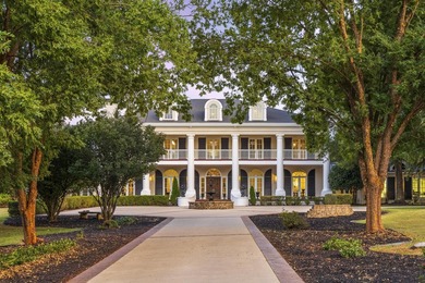 The Grandeur of the Southern Plantation. Nestled upon 4.5 level - photo 6