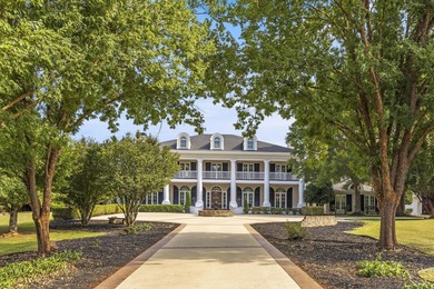 The Grandeur of the Southern Plantation. Nestled upon 4.5 level - photo 10