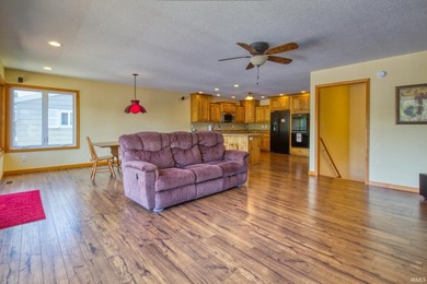Experience the best of all-sports lake living with this - photo 8