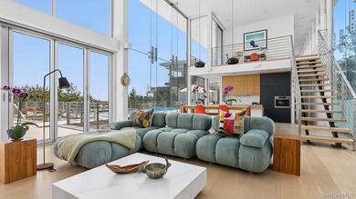 We are proud to introduce Crest House, one of Cherry Grove's - photo 5
