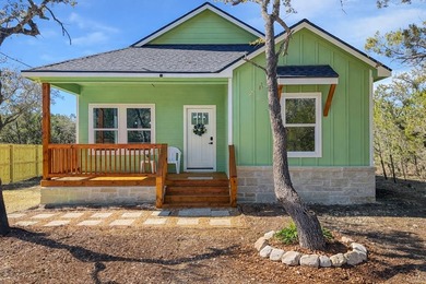 Lake Medina Home For Sale in Bandera Texas