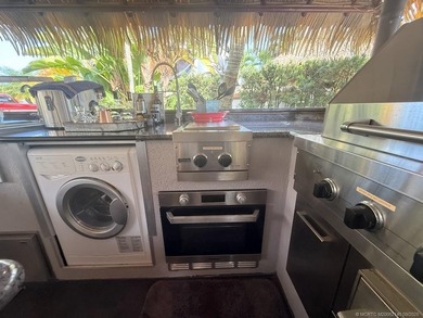 An Entertainer's Paradise - Truly One of a Kind! Welcome to a - photo 25