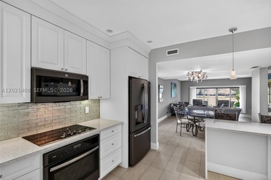 Spectacular corner townhouse in a natural setting, not to be - photo 8