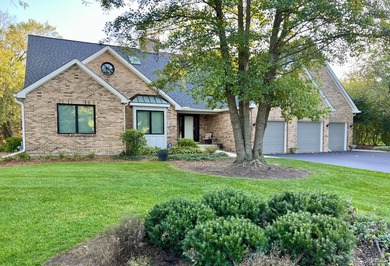 Lake Killarney Home For Sale in Crystal Lake Illinois