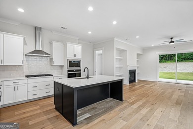 The Manor plan built by Peachtree Residential. Quick Move-in! - photo 7