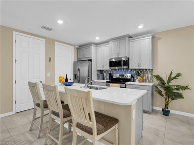 Enjoy resort-style living in this beautifully maintained - photo 10