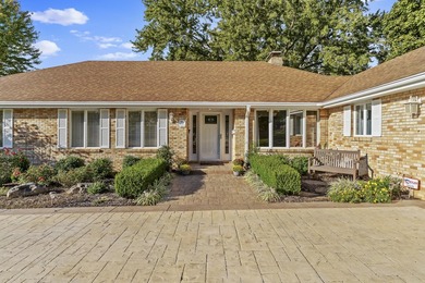 Amazing home in Southern Hills! Experience lakeside living at - photo 3