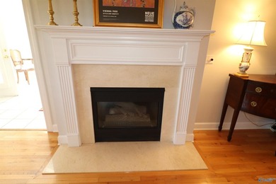 Beautifully maintained patio home located in the gated golf - photo 9