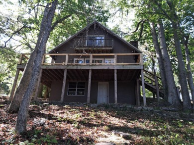 Herrington Lake Home For Sale in Harrodsburg Kentucky