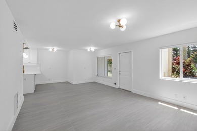 Fully Remodeled & Move-In Ready! This stunning, fully renovated - photo 10