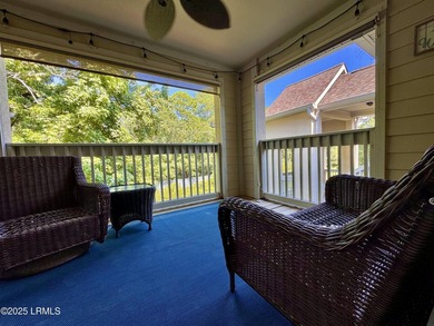 Beautiful Penthouse Villa, fully furnished and Just Painted! - photo 11