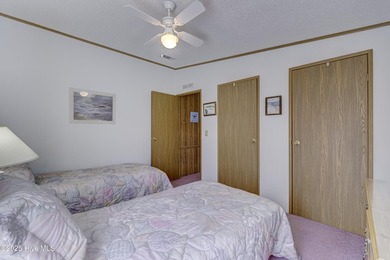 Back on the market, at no fault of seller. Set on a quiet - photo 19