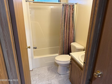 Back on the market, at no fault of seller. Set on a quiet - photo 23
