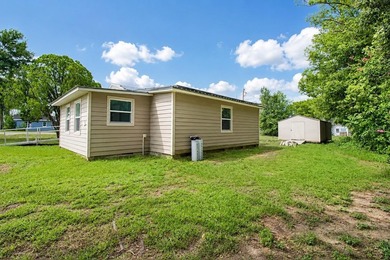 PAID OFF SOLAR + OVERSIZED LOT + METAL ROOF + WATER FILTRATION - photo 23