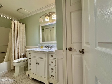 Beautiful Penthouse Villa, fully furnished and Just Painted! - photo 26