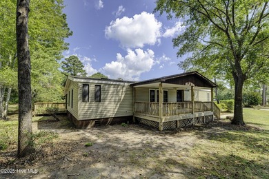 Back on the market, at no fault of seller. Set on a quiet - photo 28