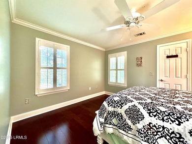 Beautiful Penthouse Villa, fully furnished and Just Painted! - photo 32