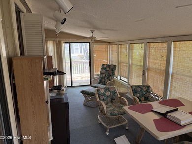 Back on the market, at no fault of seller. Set on a quiet - photo 35