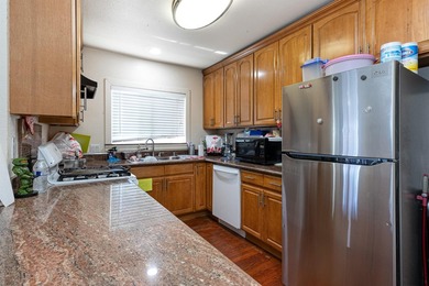 Renovated duplex with both units tenant-occupied, Each unit - photo 7