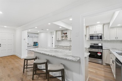 Discover this beautiful 5 bedroom, 4 bath 2 story home located - photo 7