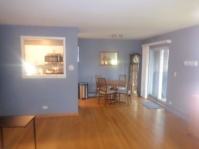 Welcome to this private comfy, corner, convenient condo located - photo 14