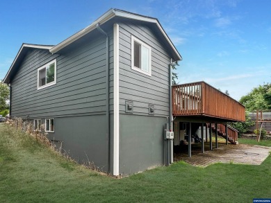 Move in ready, schedule your showing today. Discover the perfect