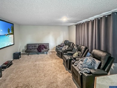 Move in ready, schedule your showing today. Discover the perfect