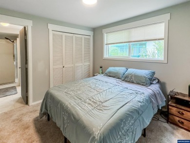 Move in ready, schedule your showing today. Discover the perfect