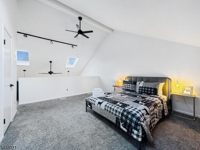 Escape to your own four-season mountain retreat in the - photo 11
