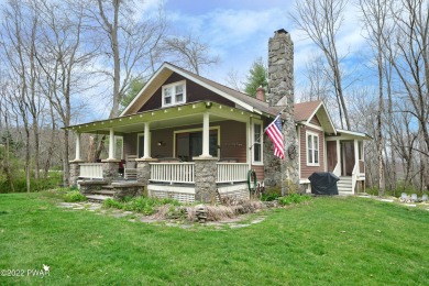 Lake Wallenpaupack Home For Sale in Paupack Pennsylvania