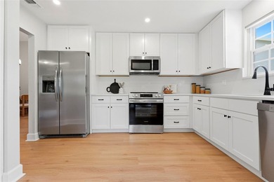Welcome to the peaceful community of Meadowbrook! This 3 bedroom - photo 16