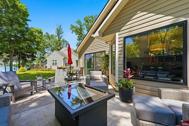 *Open House Sunday, June 28th 1-3 PM* Beautiful 9 year old home - photo 2
