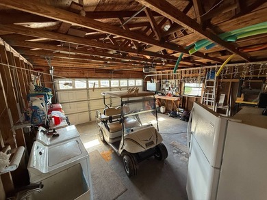 This well cared for 2-bedroom, 2-bathroom Palm Harbor home is - photo 44