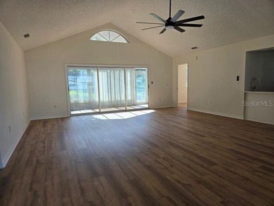 Welcome to Oak Run a 55+ Gated Active community with plenty of - photo 3
