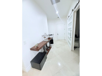 PH at Trump Tower III, Sunny Isles Beach, 2 bedrooms + den / 3 - photo 4