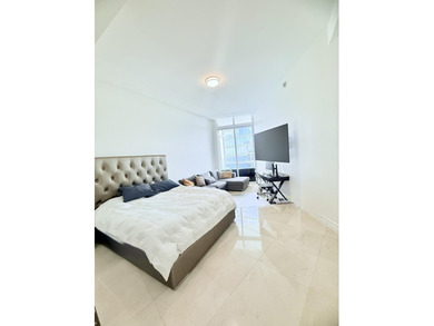 PH at Trump Tower III, Sunny Isles Beach, 2 bedrooms + den / 3 - photo 7